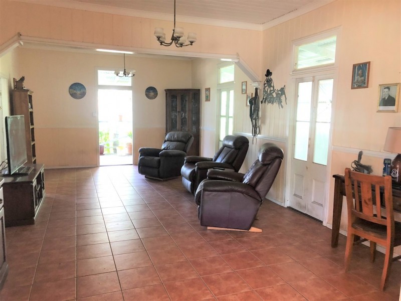 13 Wadeleigh Street, Bororen QLD 4678