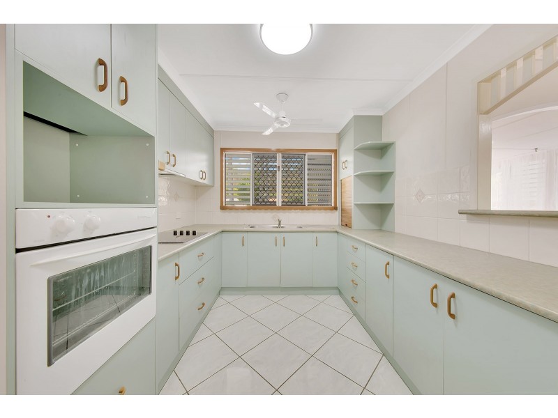 59 Boles Street, West Gladstone QLD 4680