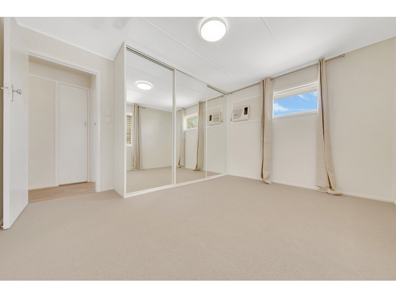 59 Boles Street, West Gladstone QLD 4680