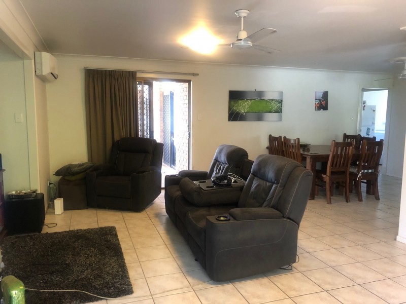 32 Pleasant Avenue, Tannum Sands QLD 4680