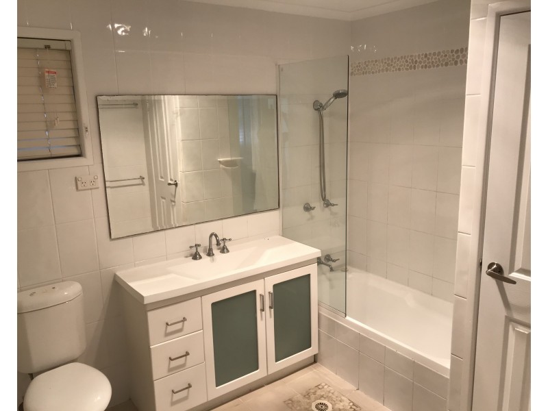 14 Hoskyn Court, Clinton QLD 4680