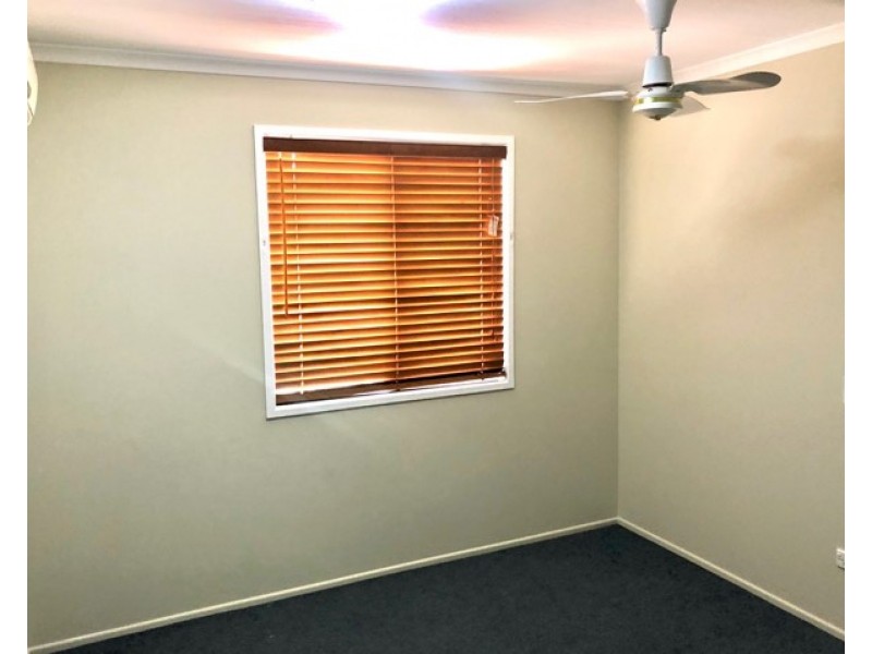 14 Hoskyn Court, Clinton QLD 4680