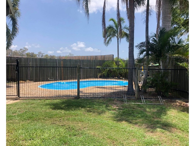 14 Hoskyn Court, Clinton QLD 4680