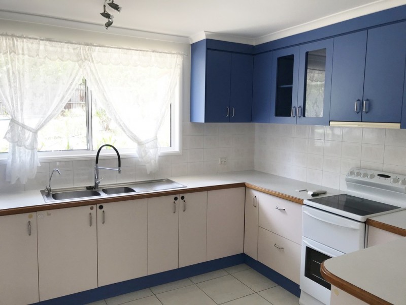 33 BELTANA DRIVE, Boyne Island QLD 4680