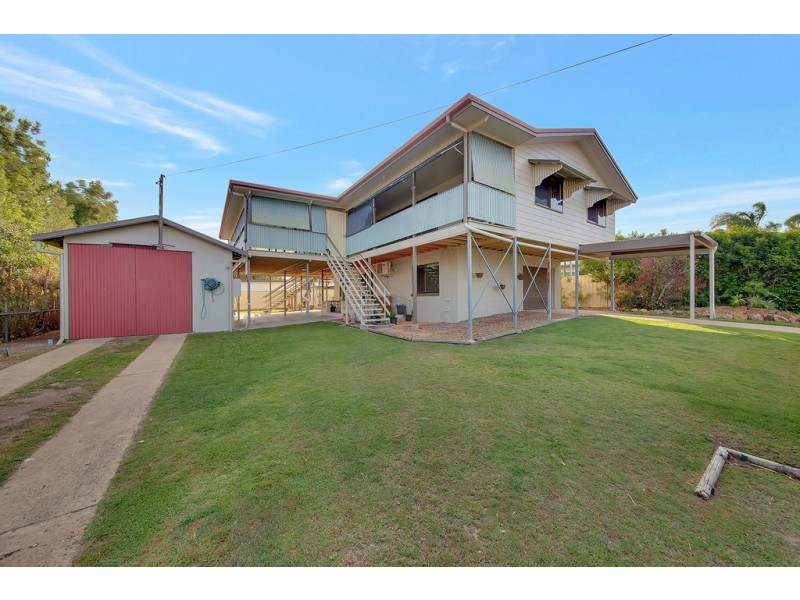 13 Salgado Street, Boyne Island QLD 4680