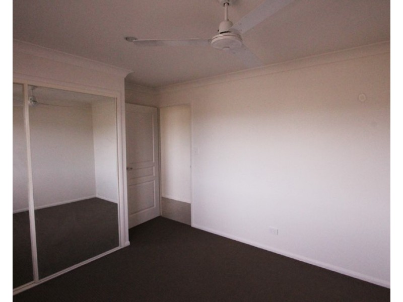 37 Koowin Drive, Kirkwood QLD 4680