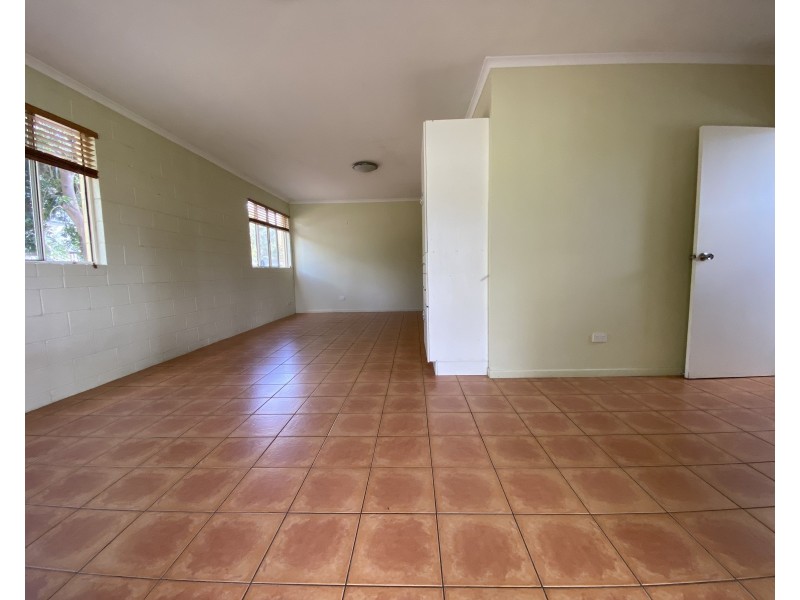 9 Margaret Street, South Gladstone QLD 4680