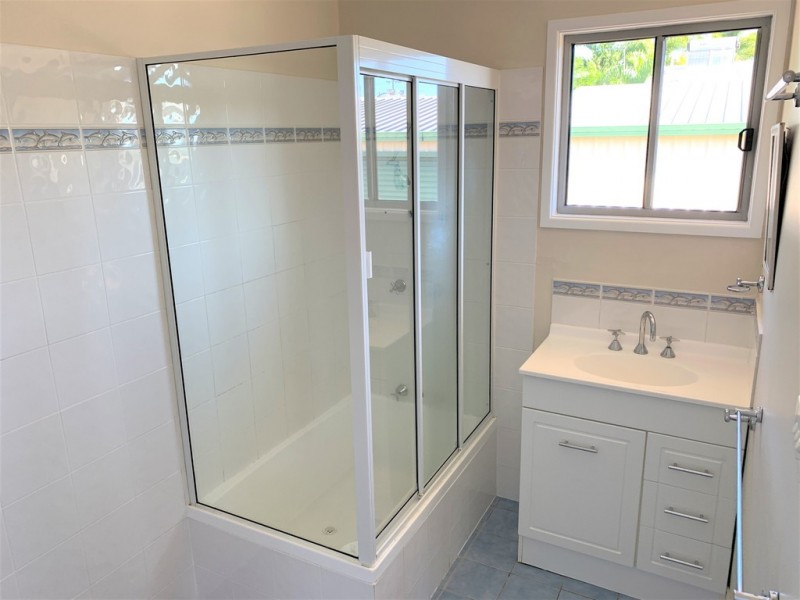 23 Mellefont Street, West Gladstone QLD 4680