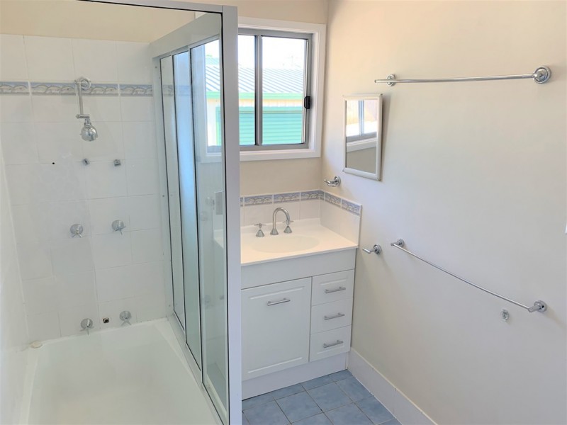 23 Mellefont Street, West Gladstone QLD 4680