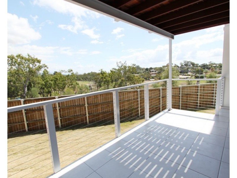 17 Stewart Street, West Gladstone QLD 4680