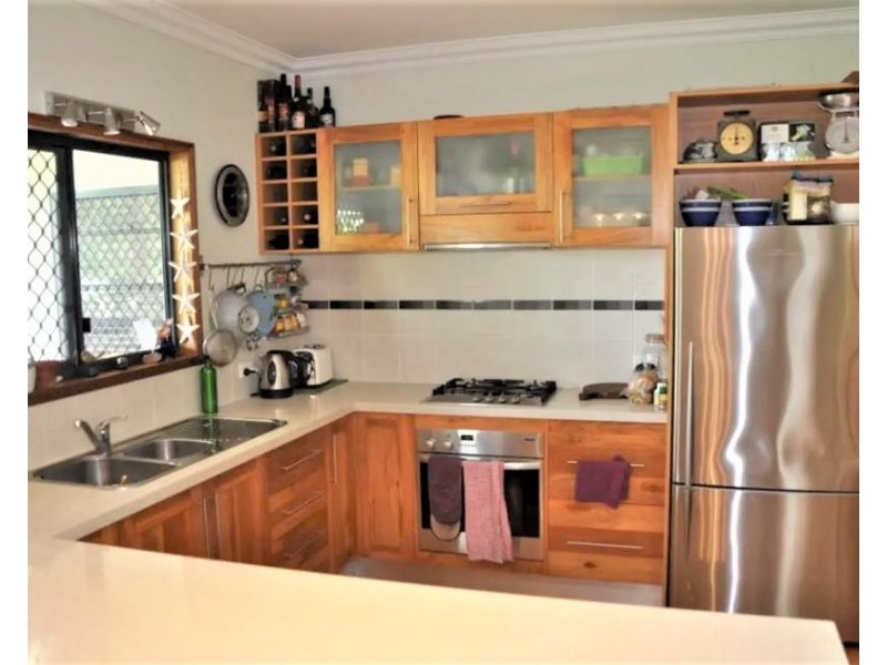 14 School Street, Tannum Sands QLD 4680