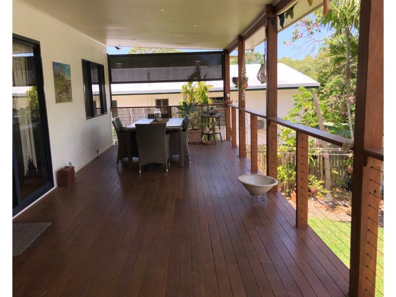 14 School Street, Tannum Sands QLD 4680