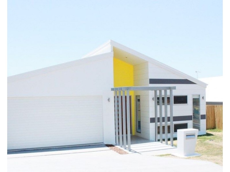 3 Windjana Court, New Auckland QLD 4680