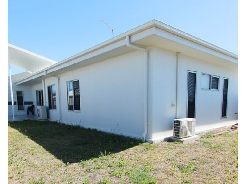 3 Windjana Court, New Auckland QLD 4680