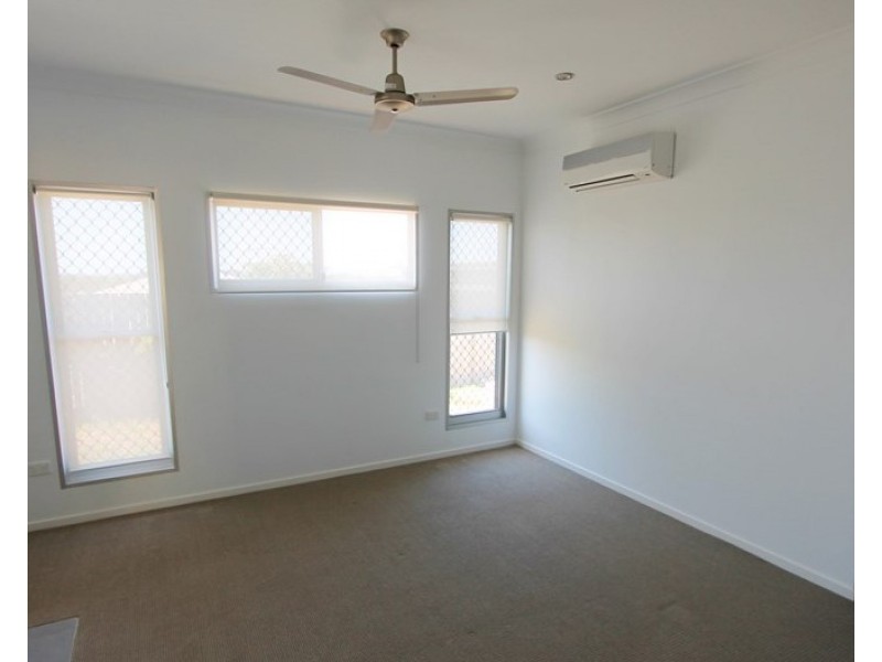 3 Windjana Court, New Auckland QLD 4680