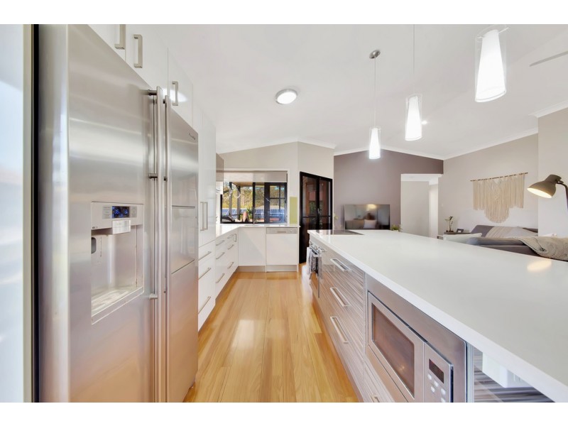 16 Douglas Street, Tannum Sands QLD 4680