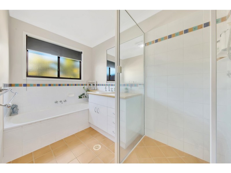 16 Douglas Street, Tannum Sands QLD 4680