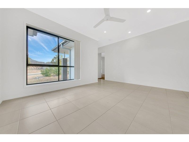 4 Josephine Street, Boyne Island QLD 4680