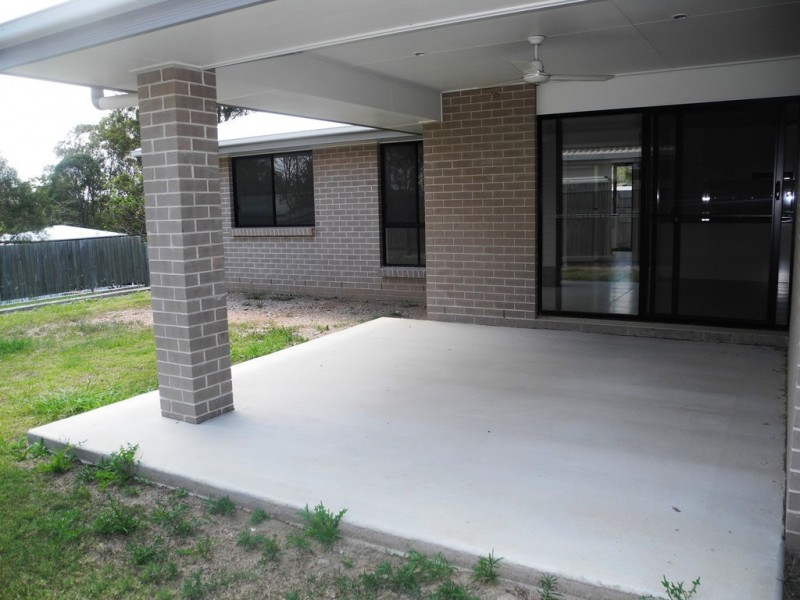 19 JEANA CLOSE, Boyne Island QLD 4680