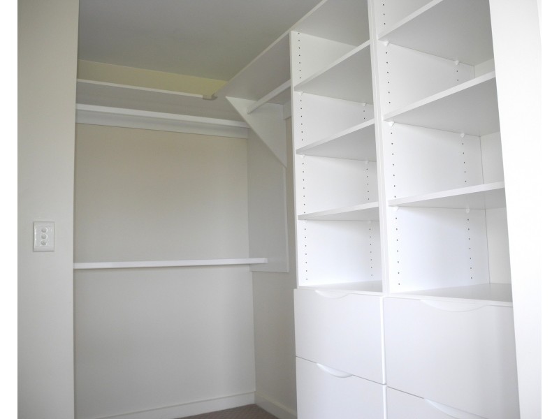 7/2 The Promenade, Boyne Island QLD 4680