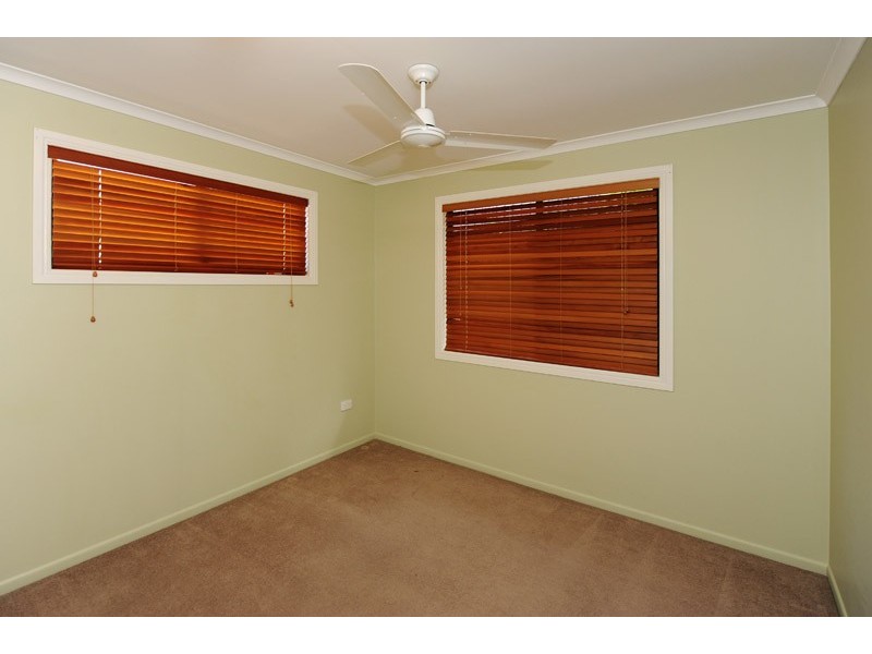 33 PRYDE STREET, Tannum Sands QLD 4680