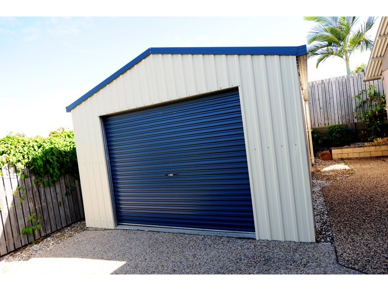 33 PRYDE STREET, Tannum Sands QLD 4680
