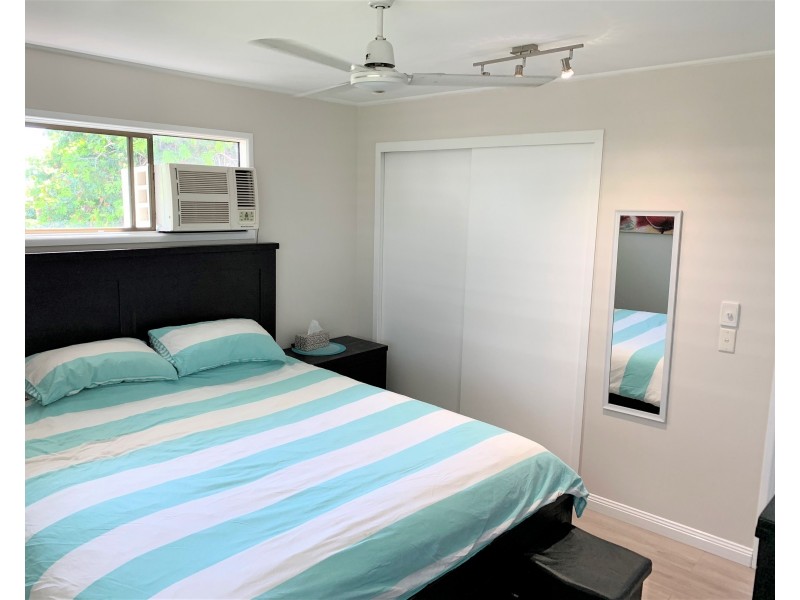 13 Marina Avenue, Boyne Island QLD 4680