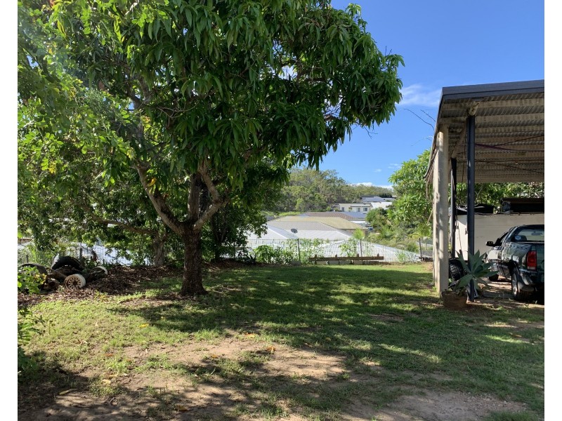 13 Marina Avenue, Boyne Island QLD 4680