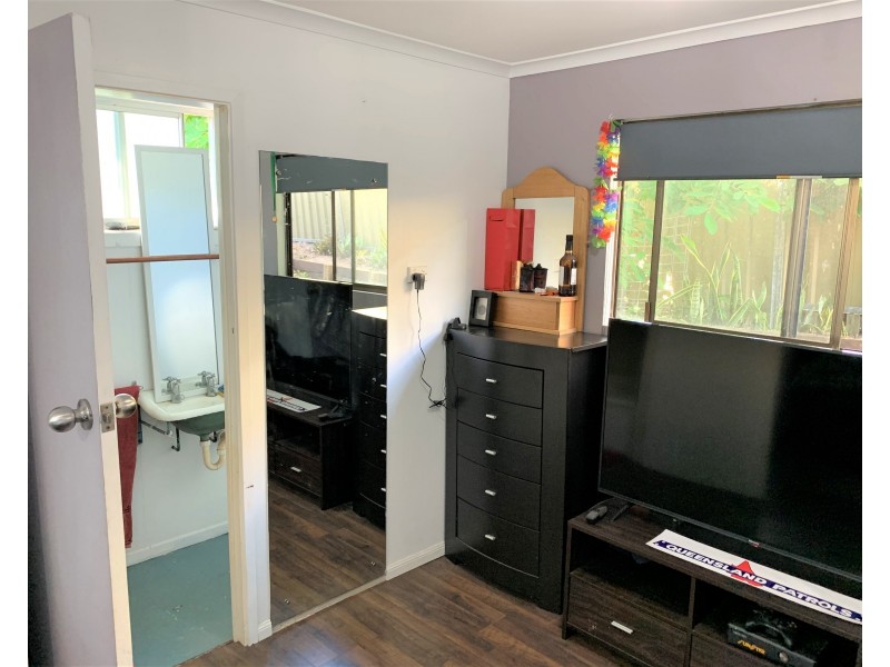 13 Marina Avenue, Boyne Island QLD 4680