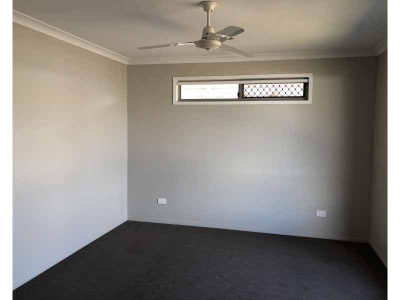 12 Namadgi Terrace, New Auckland QLD 4680