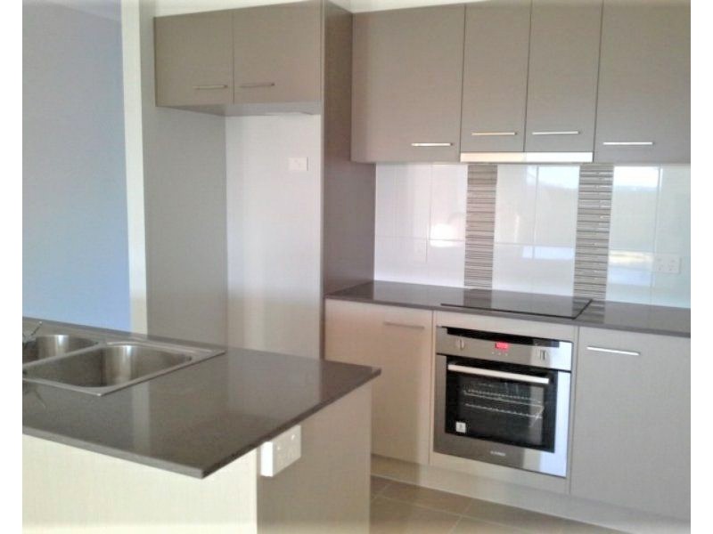 2 Josephine Street, Boyne Island QLD 4680