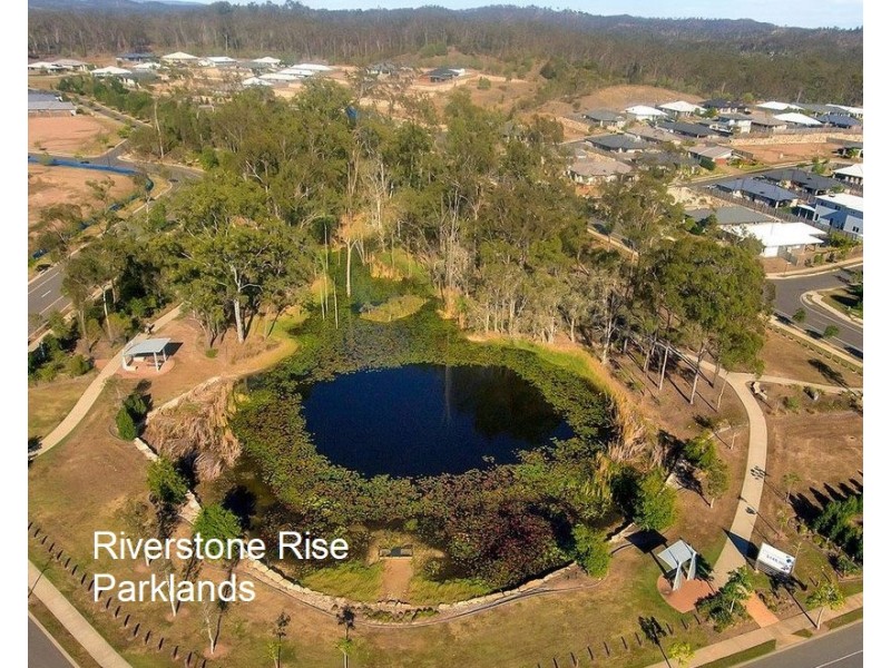 2 Josephine Street, Boyne Island QLD 4680