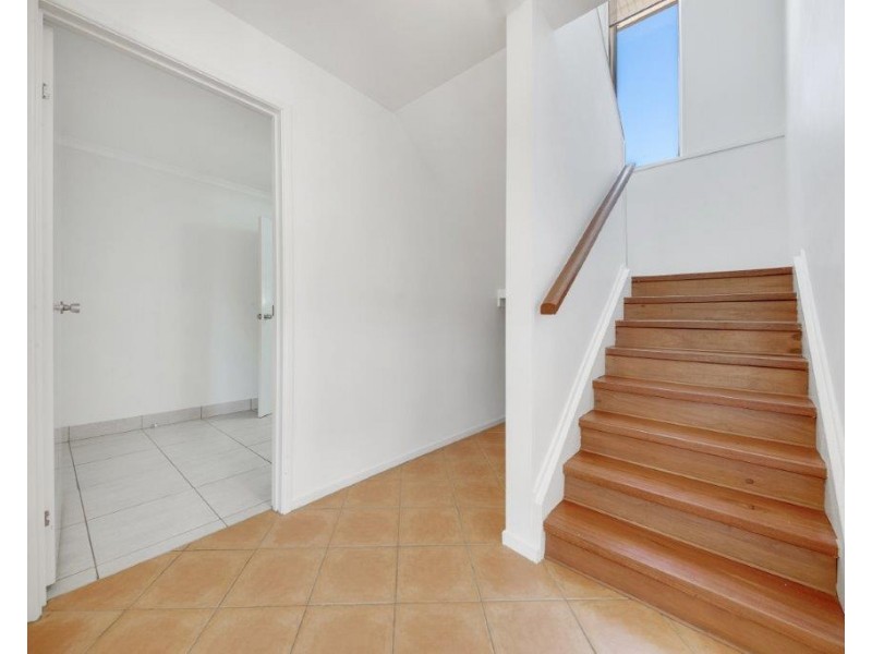 105 Tarcoola Drive, Boyne Island QLD 4680