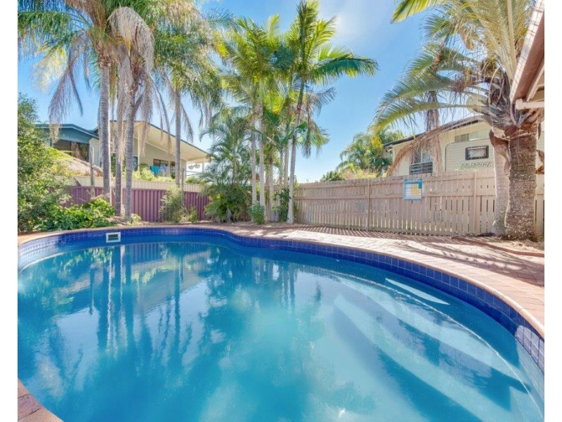 105 Tarcoola Drive, Boyne Island QLD 4680