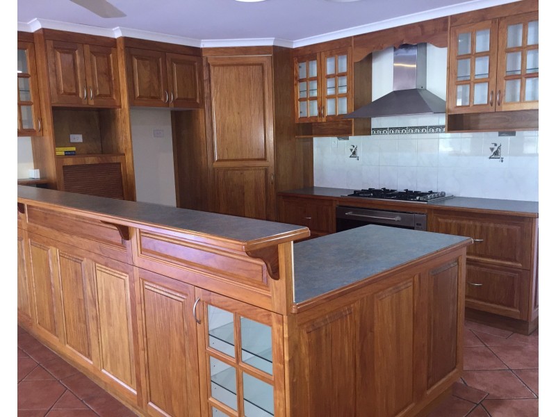 79 Broadacres Drive, Tannum Sands QLD 4680