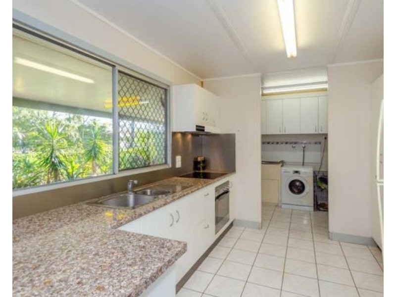 20 Illoura Road, Wurdong Heights QLD 4680