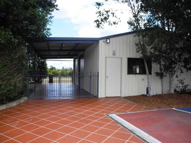 18 Barklya Court, Benaraby QLD 4680