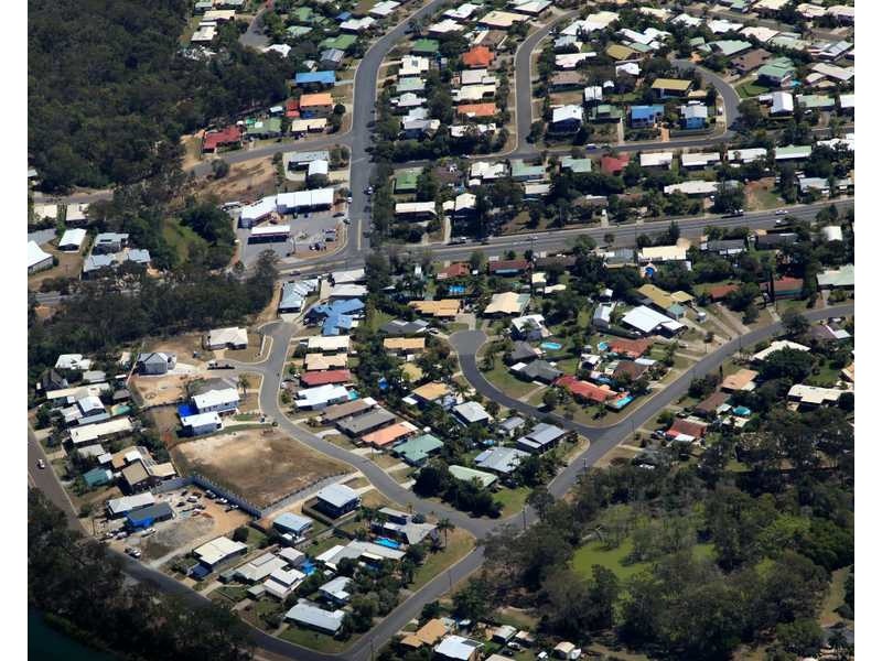 27 Tarcoola Drive, Boyne Island QLD 4680