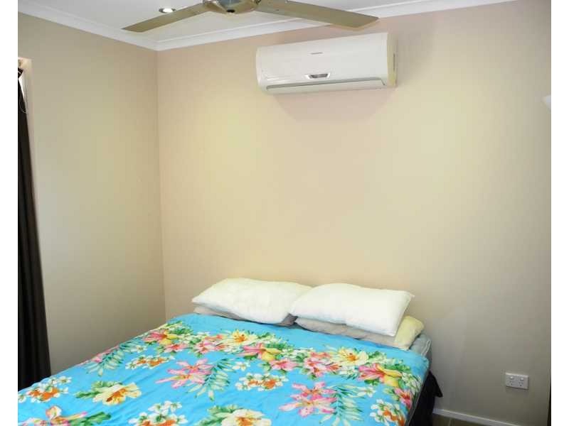 8 Andrew Court, Boyne Island QLD 4680