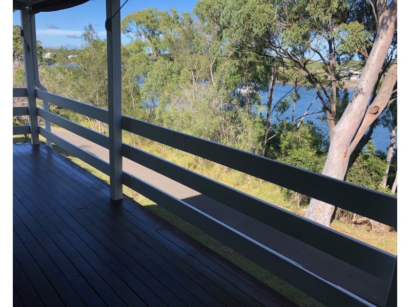 4 Gately Court, Tannum Sands QLD 4680