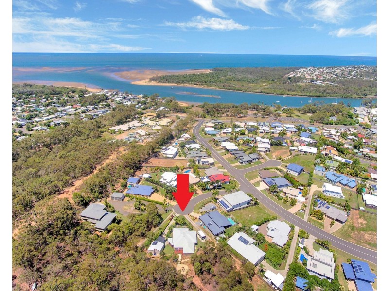 7 Caitlin Court, Boyne Island QLD 4680