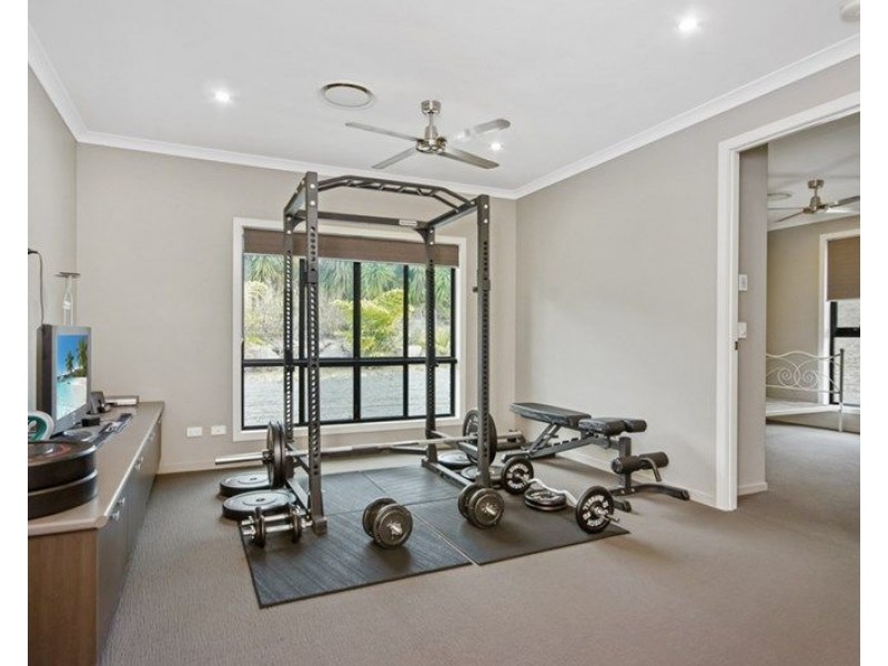417 Jim Whyte Way, Burua QLD 4680