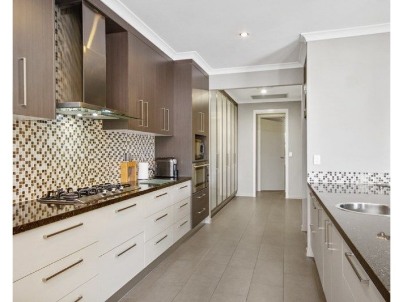 417 Jim Whyte Way, Burua QLD 4680