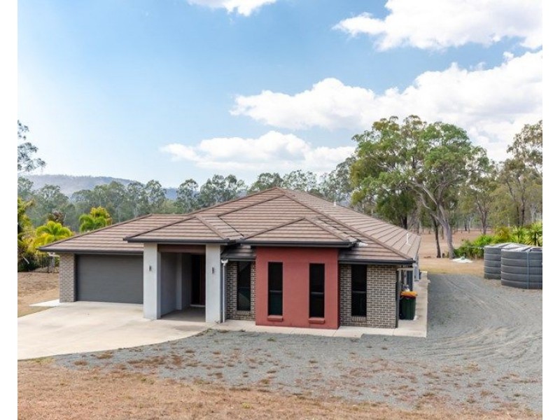 417 Jim Whyte Way, Burua QLD 4680