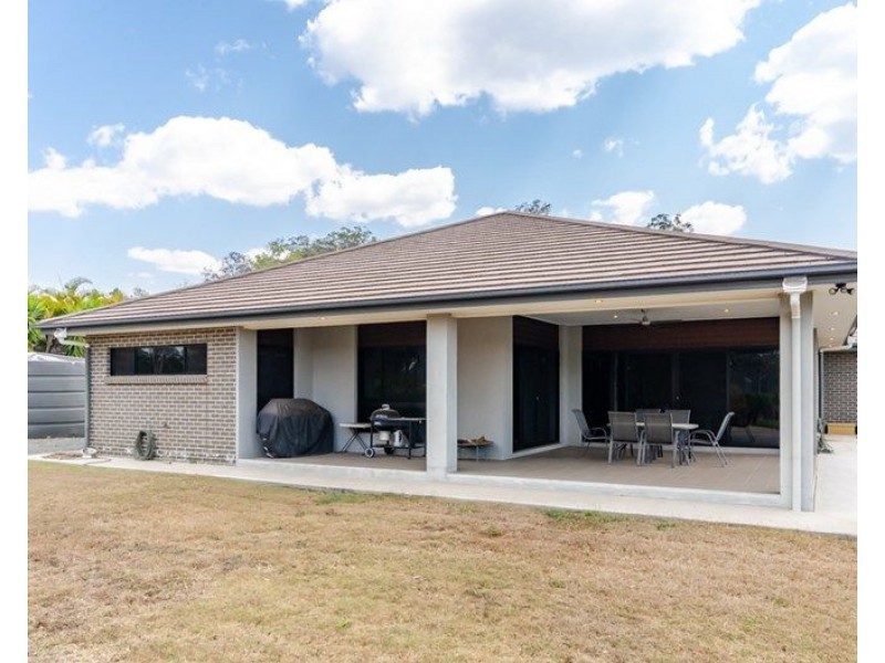 417 Jim Whyte Way, Burua QLD 4680