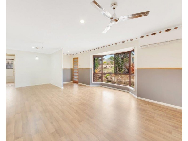 27 ELLINGTON DRIVE, New Auckland QLD 4680