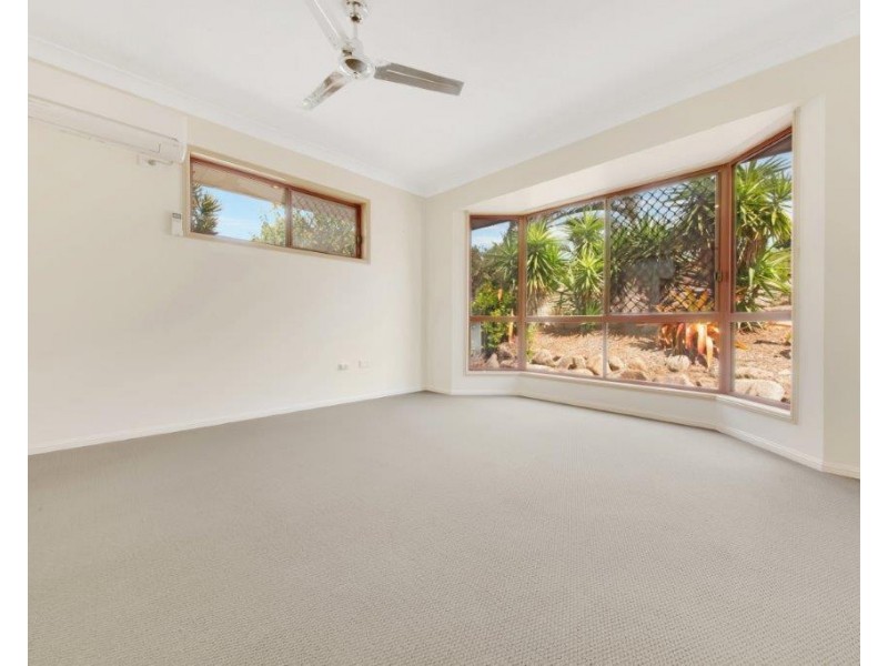 27 ELLINGTON DRIVE, New Auckland QLD 4680