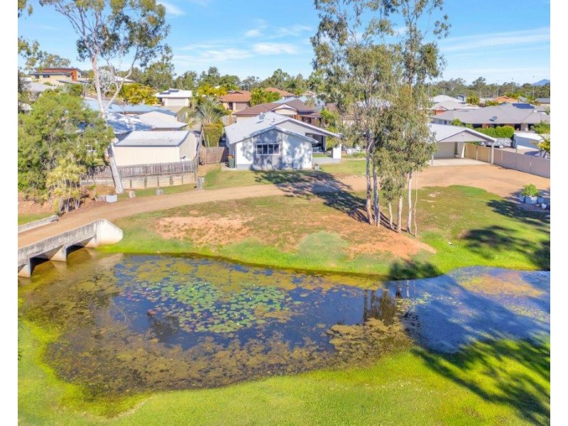 31 Mcleod St, Boyne Island QLD 4680