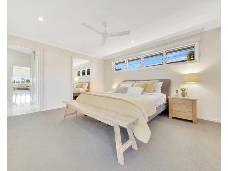 31 Mcleod St, Boyne Island QLD 4680