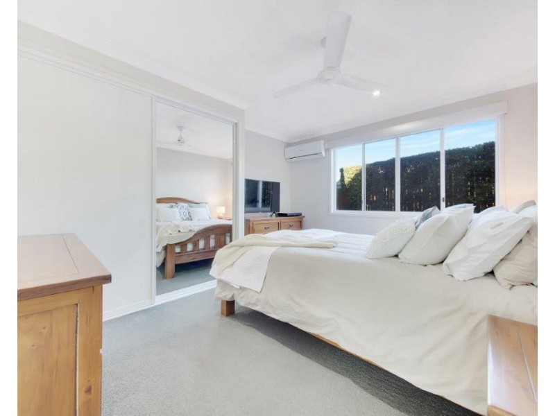 31 Mcleod St, Boyne Island QLD 4680